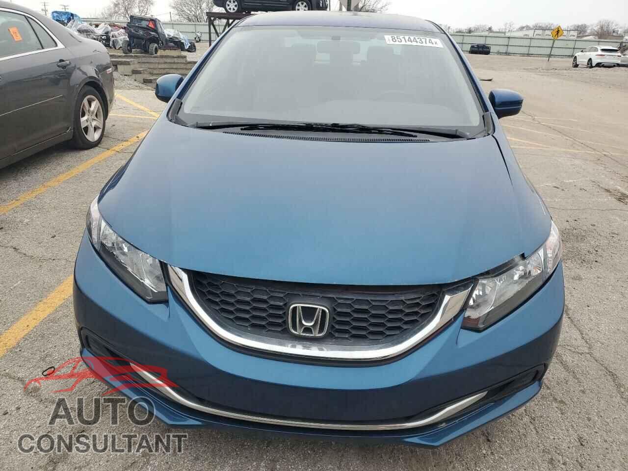 HONDA CIVIC 2015 - 2HGFB2F57FH558226