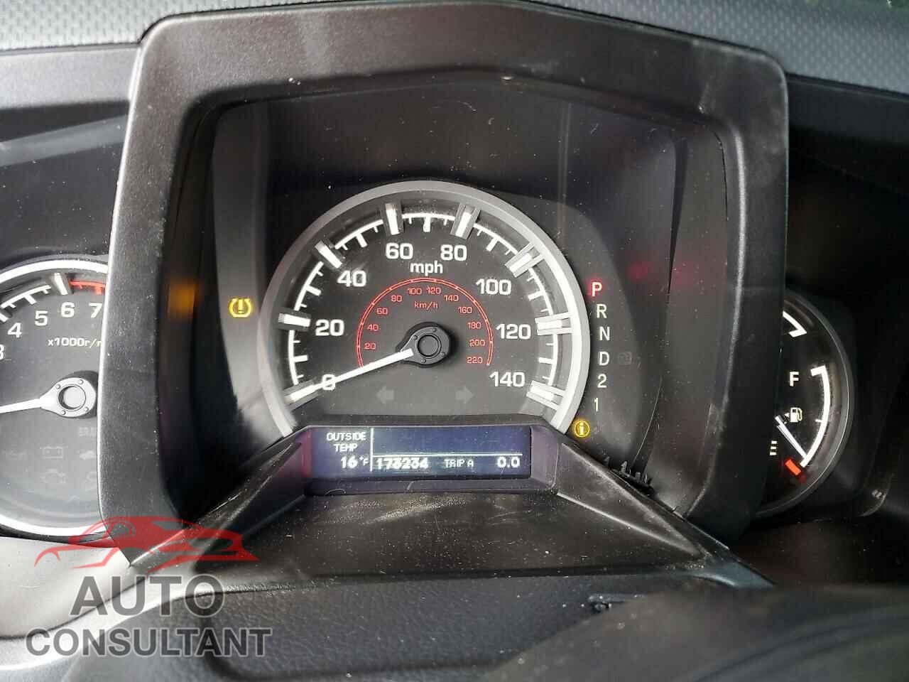 HONDA RIDGELINE 2013 - 5FPYK1F56DB005661