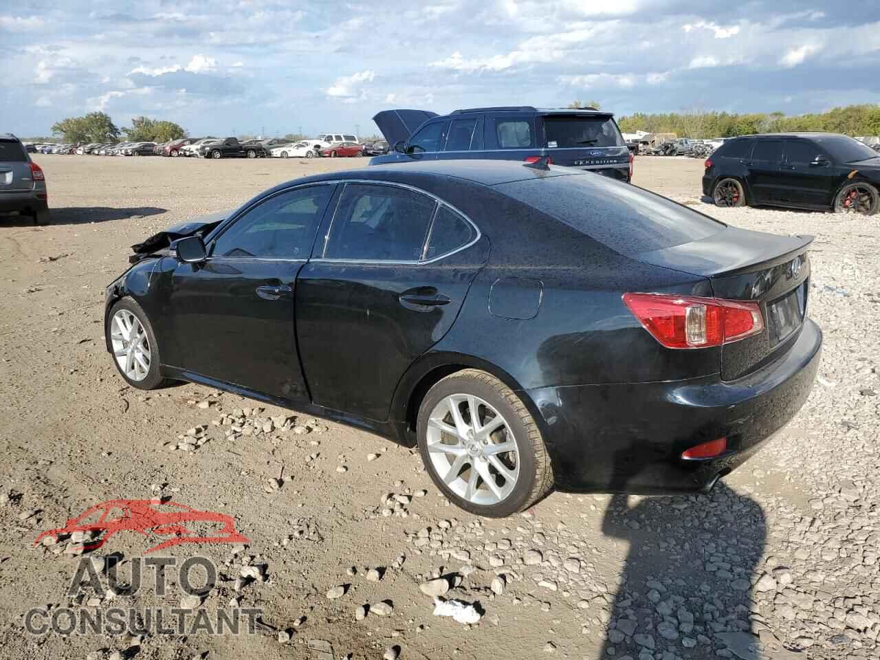 LEXUS IS 2013 - JTHCF5C29D5060842