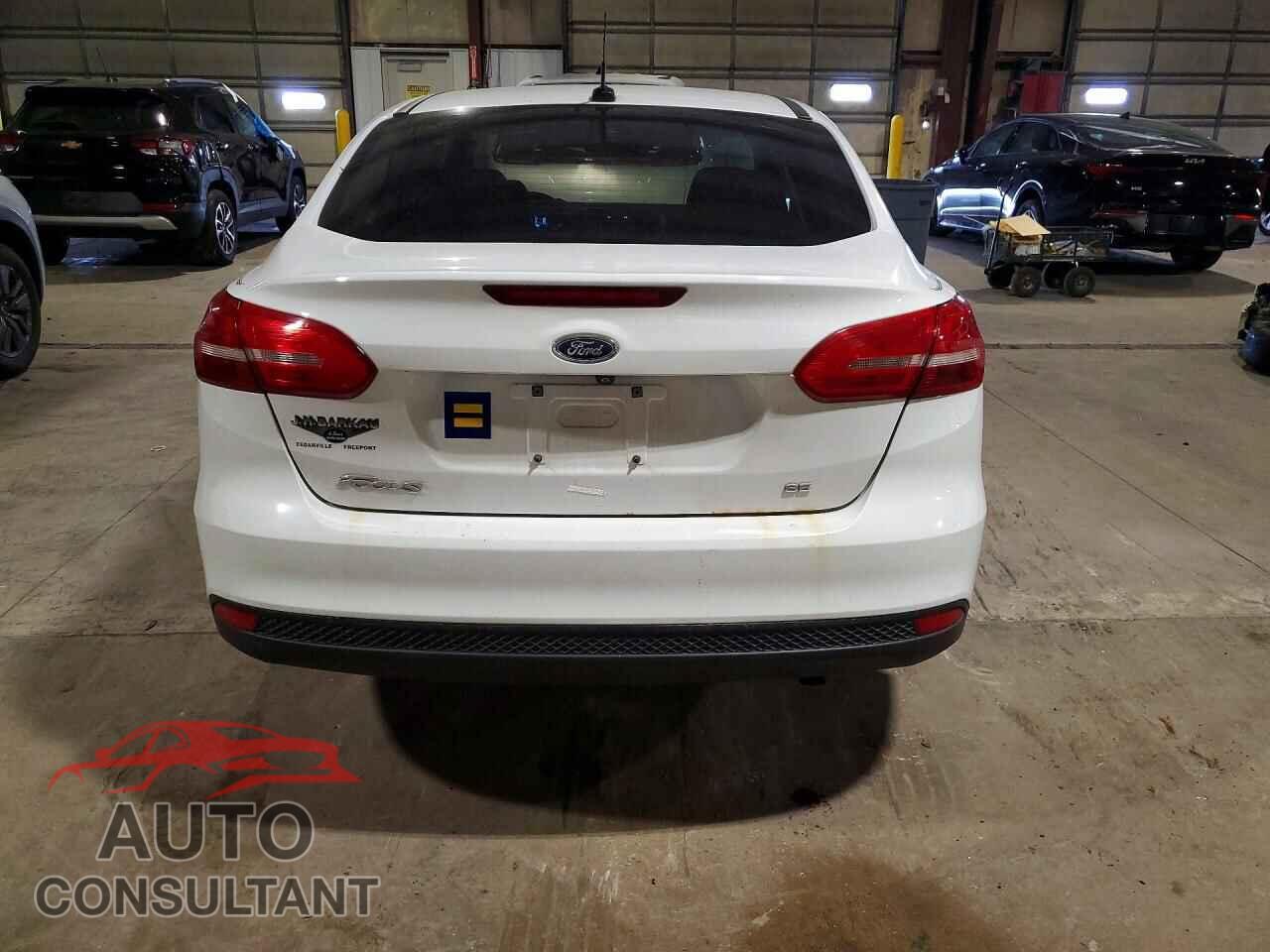 FORD FOCUS 2017 - 1FADP3F23HL315527