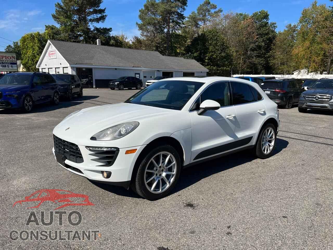 PORSCHE MACAN 2015 - WP1AB2A59FLB44740