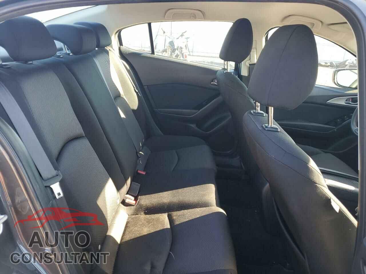 MAZDA 3 2017 - 3MZBN1U79HM153263