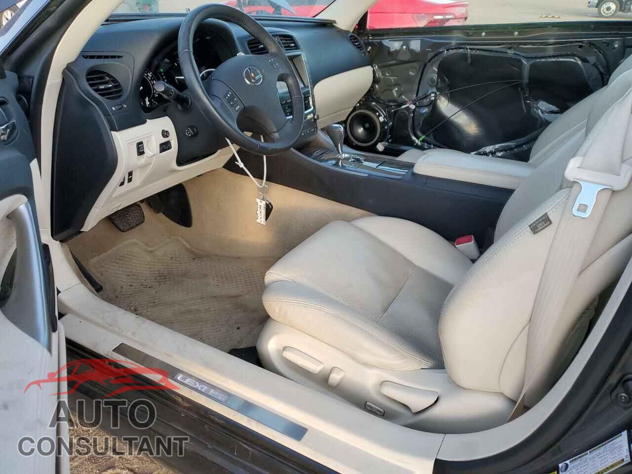 LEXUS IS 2010 - JTHFE2C21A2500726