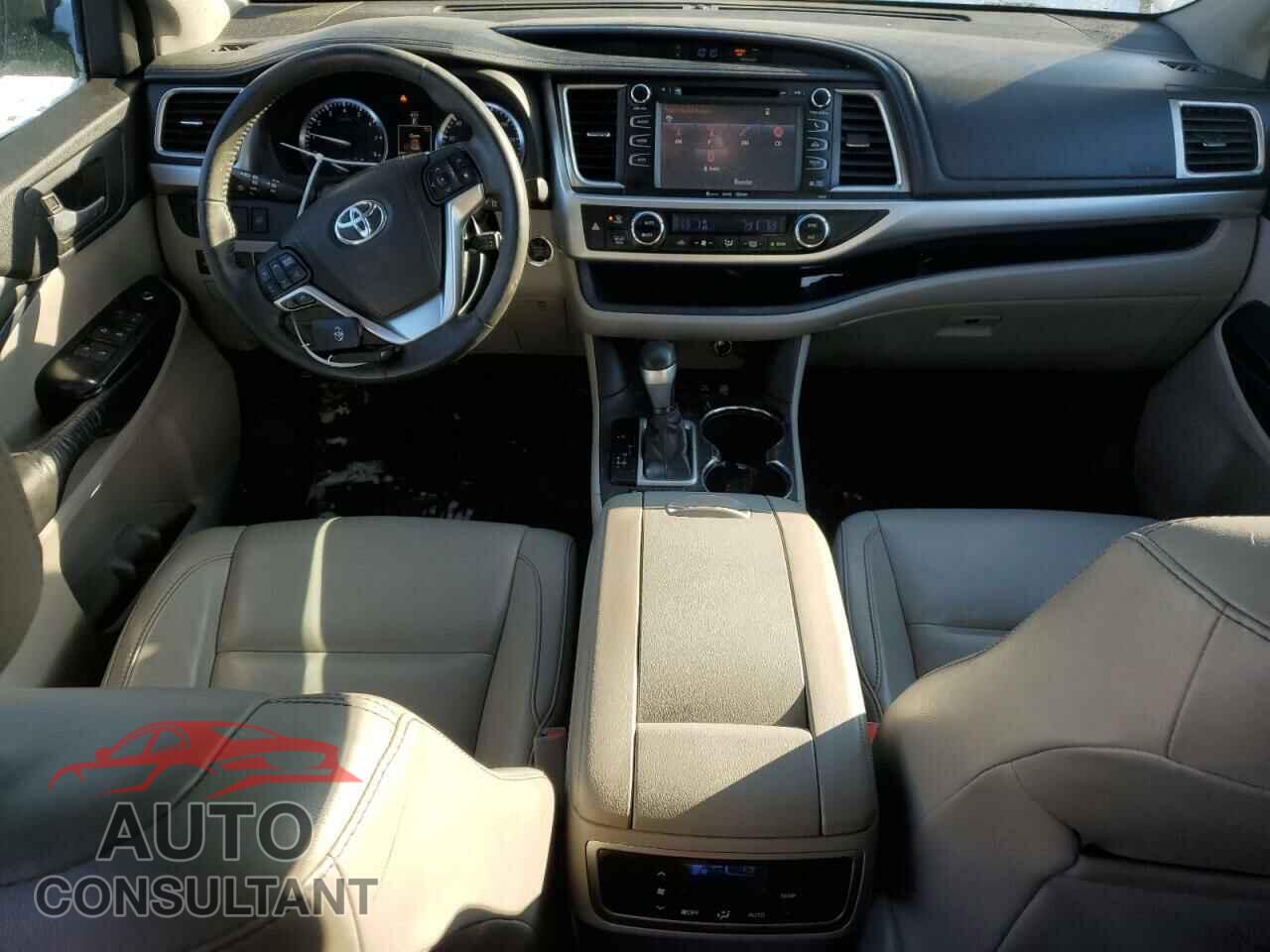 TOYOTA HIGHLANDER 2016 - 5TDJKRFH9GS271663