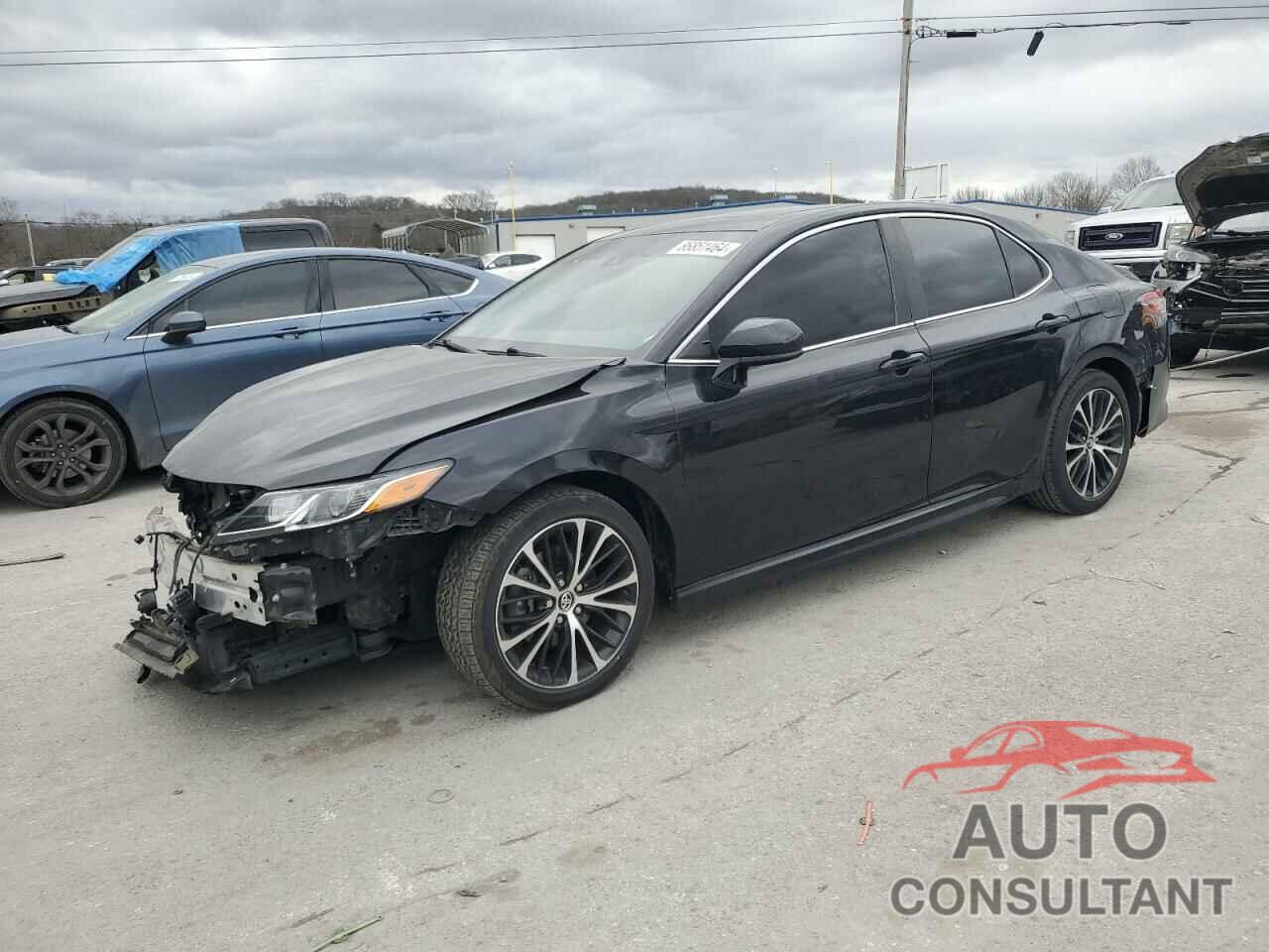 TOYOTA CAMRY 2018 - 4T1B11HK8JU602930