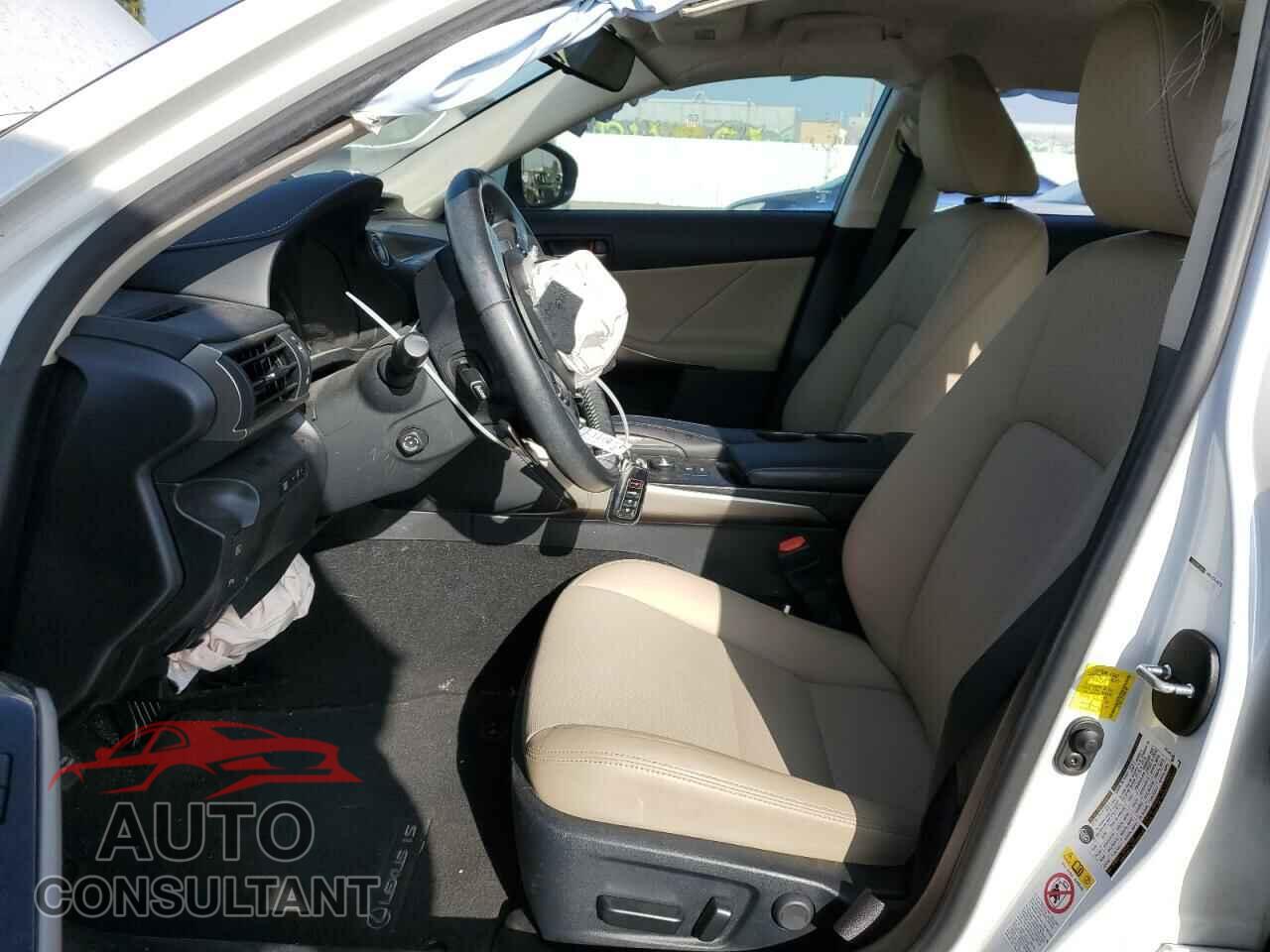 LEXUS IS 2019 - JTHBA1D21K5087497
