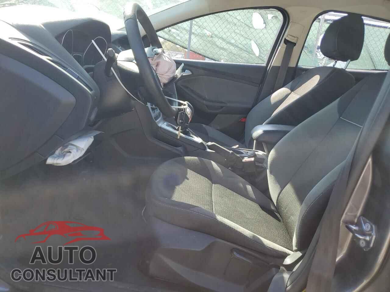 FORD FOCUS 2014 - 1FADP3F25EL457437