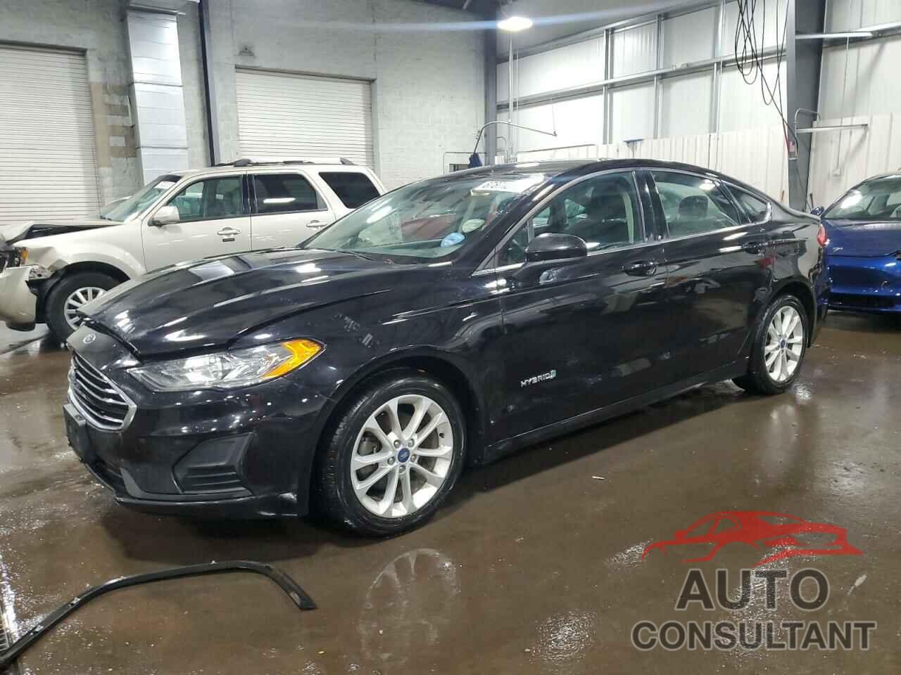 FORD FUSION 2019 - 3FA6P0LU4KR114466