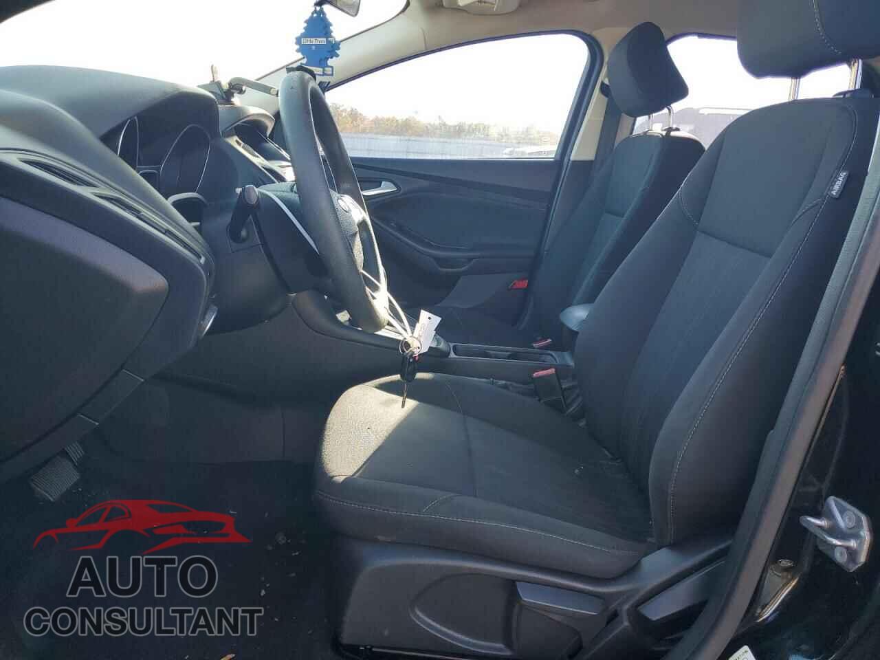 FORD FOCUS 2016 - 1FADP3K26GL328096