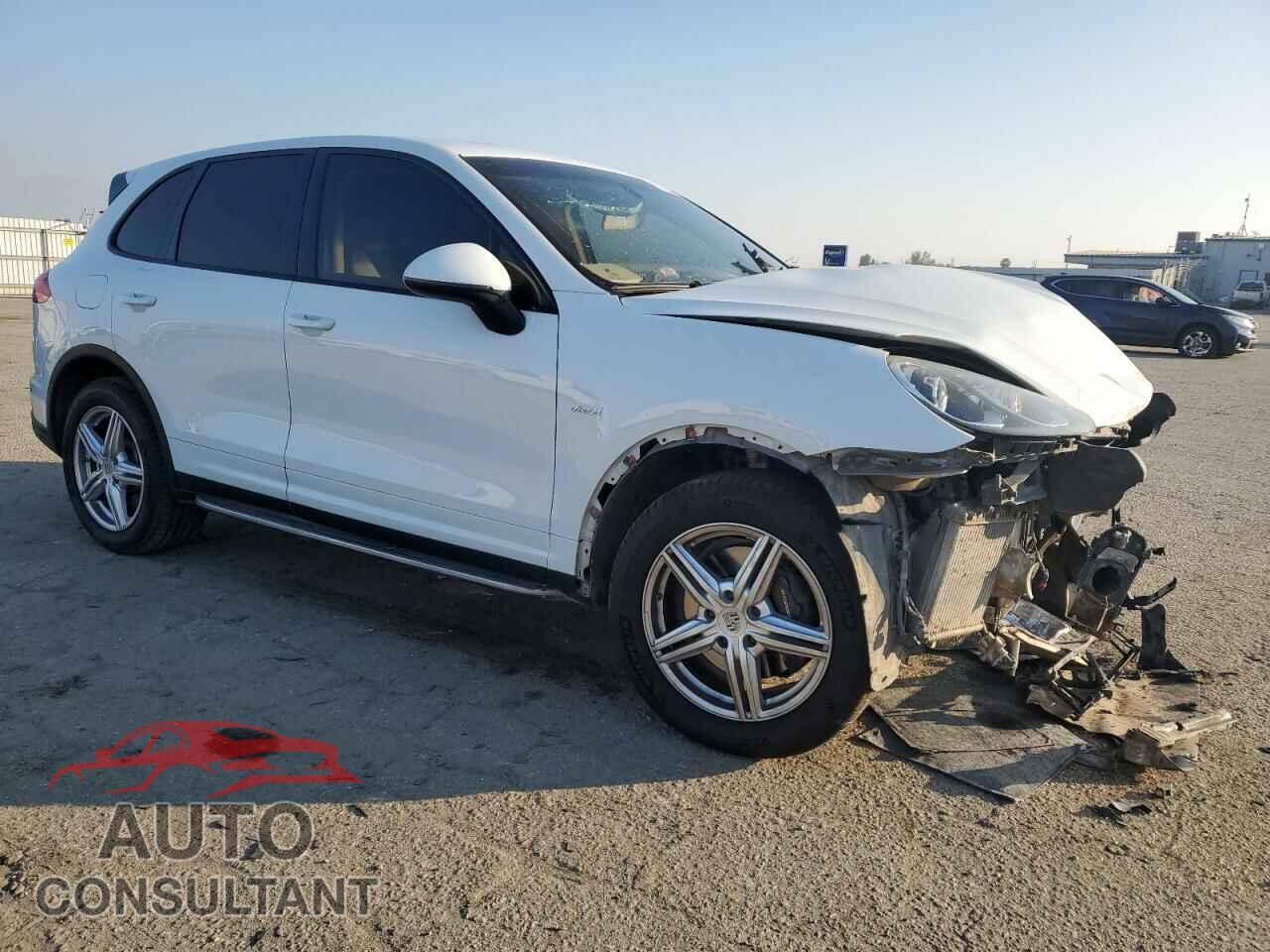PORSCHE CAYENNE 2015 - WP1AF2A26FLA30379