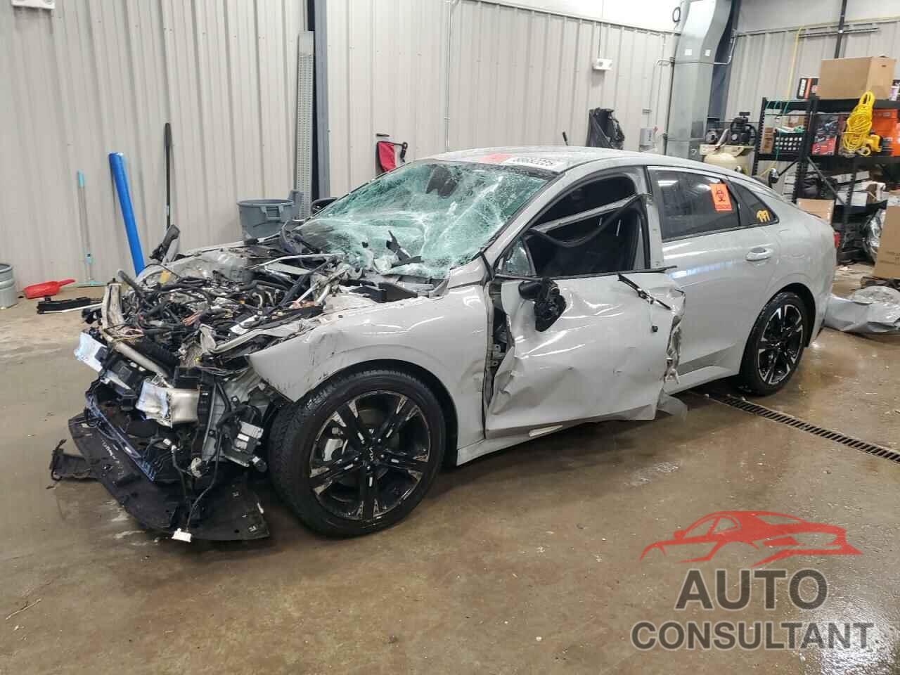 KIA K5 2022 - 5XXG64J24NG082826