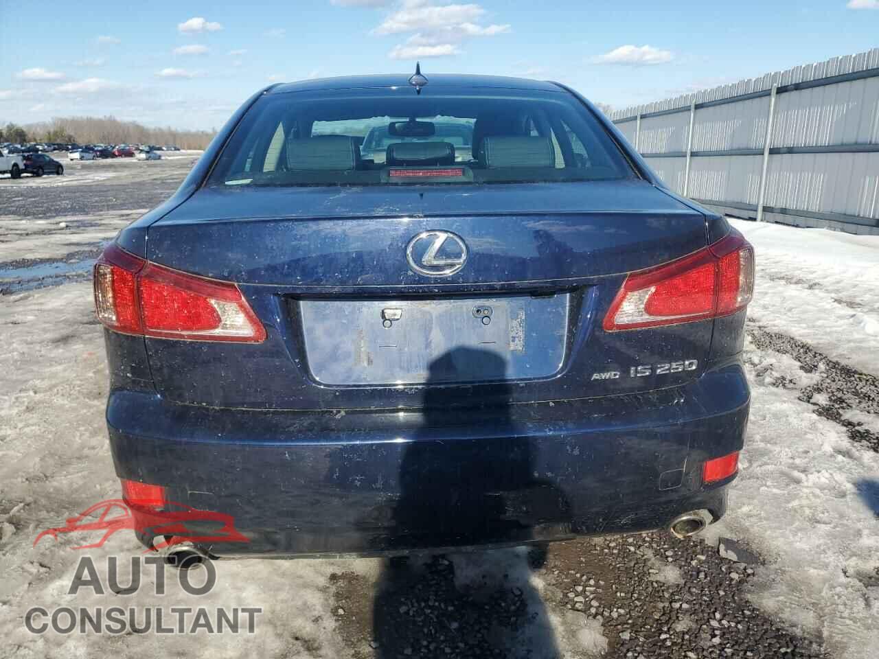 LEXUS IS 2012 - JTHCF5C24C5053733