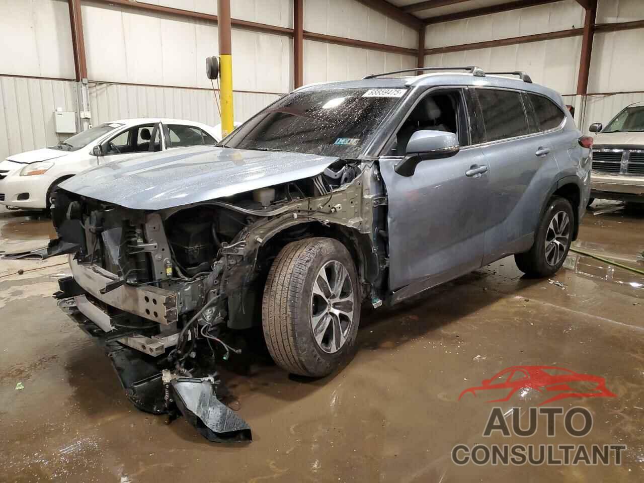 TOYOTA HIGHLANDER 2022 - 5TDHZRBHXNS201361