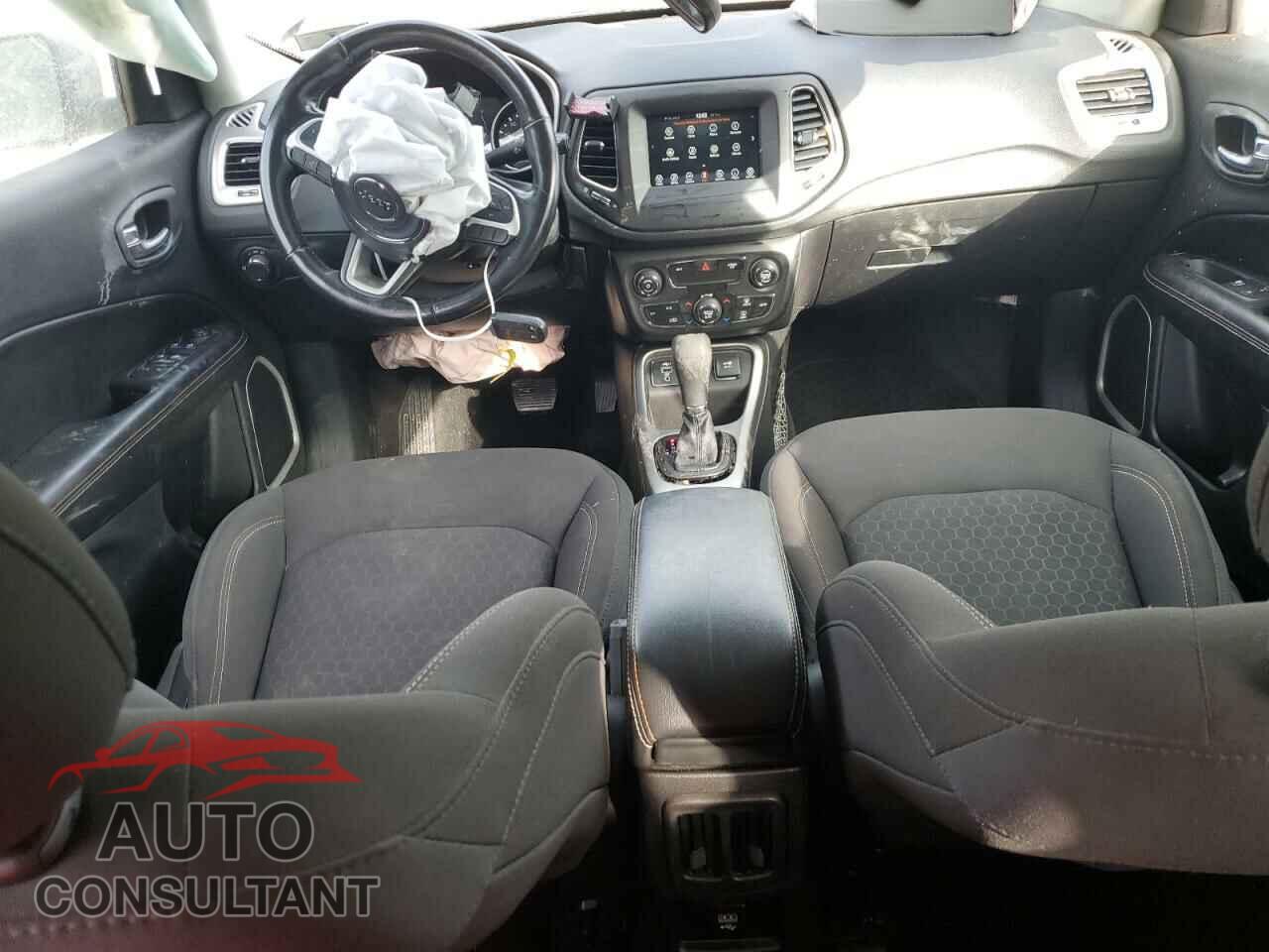 JEEP COMPASS 2020 - 3C4NJCAB9LT133738