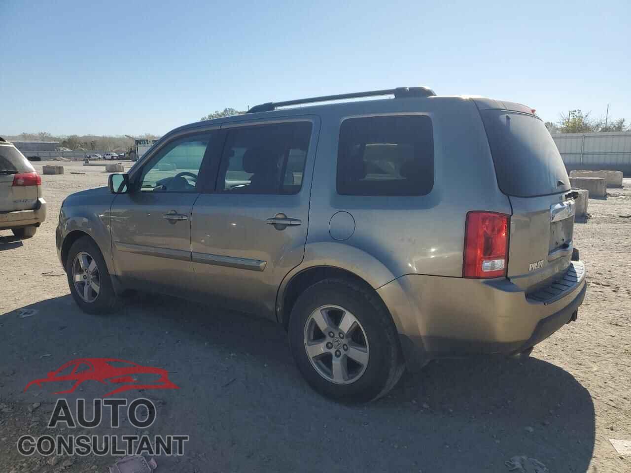 HONDA PILOT 2009 - 5FNYF48569B027775