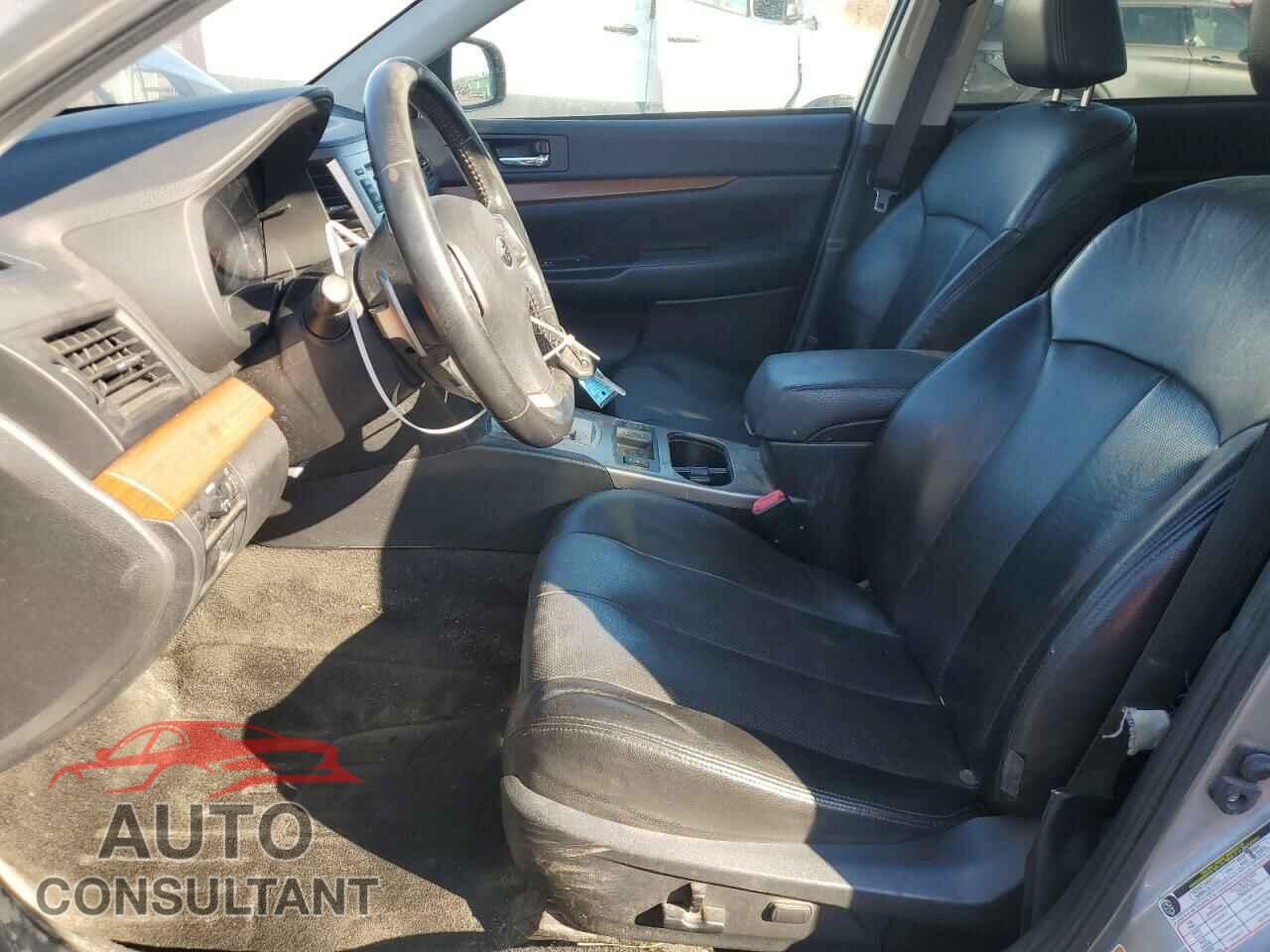 SUBARU OUTBACK 2014 - 4S4BRBLC5E3304376