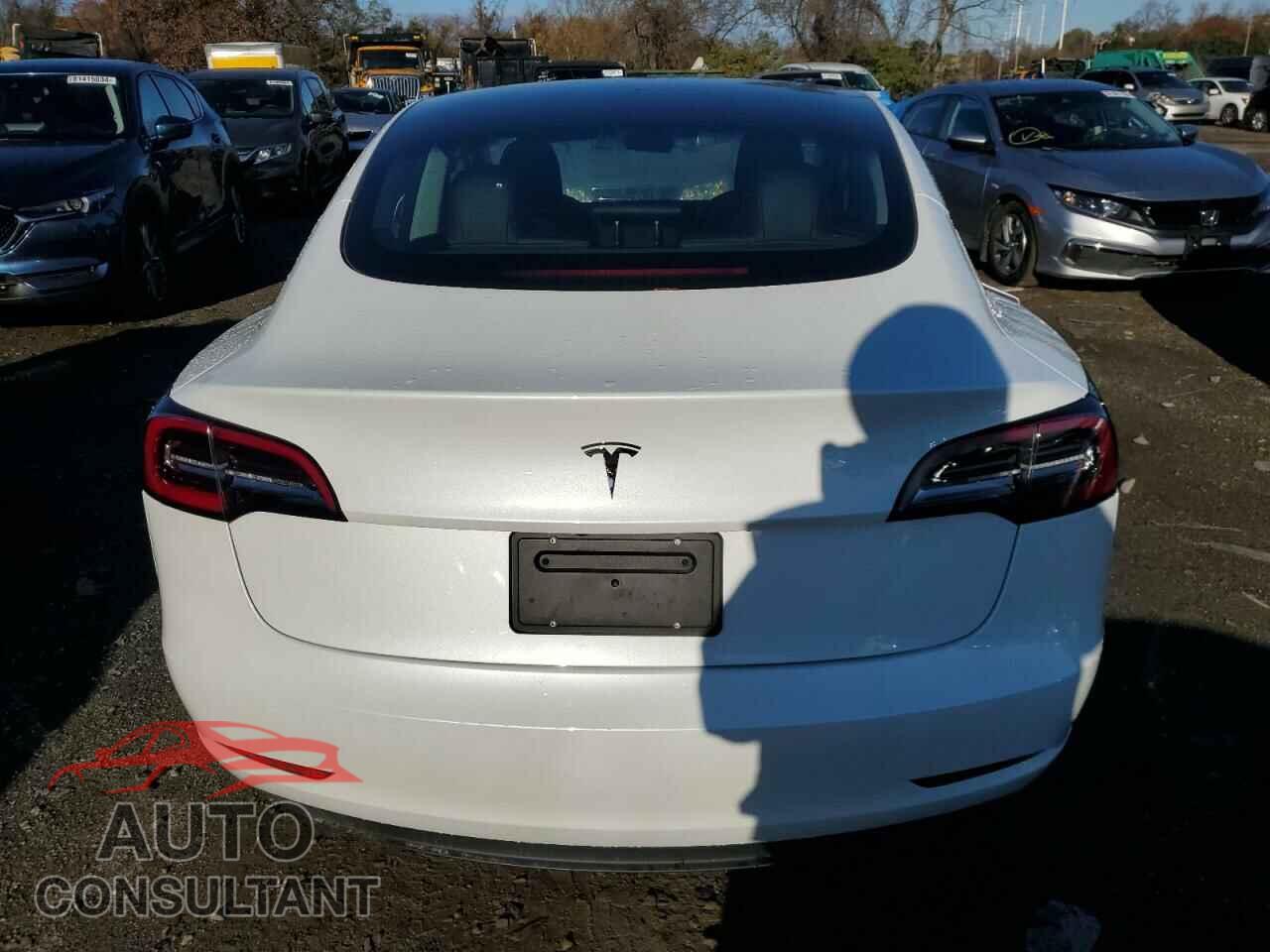 TESLA MODEL 3 2023 - 5YJ3E1EA3PF450677