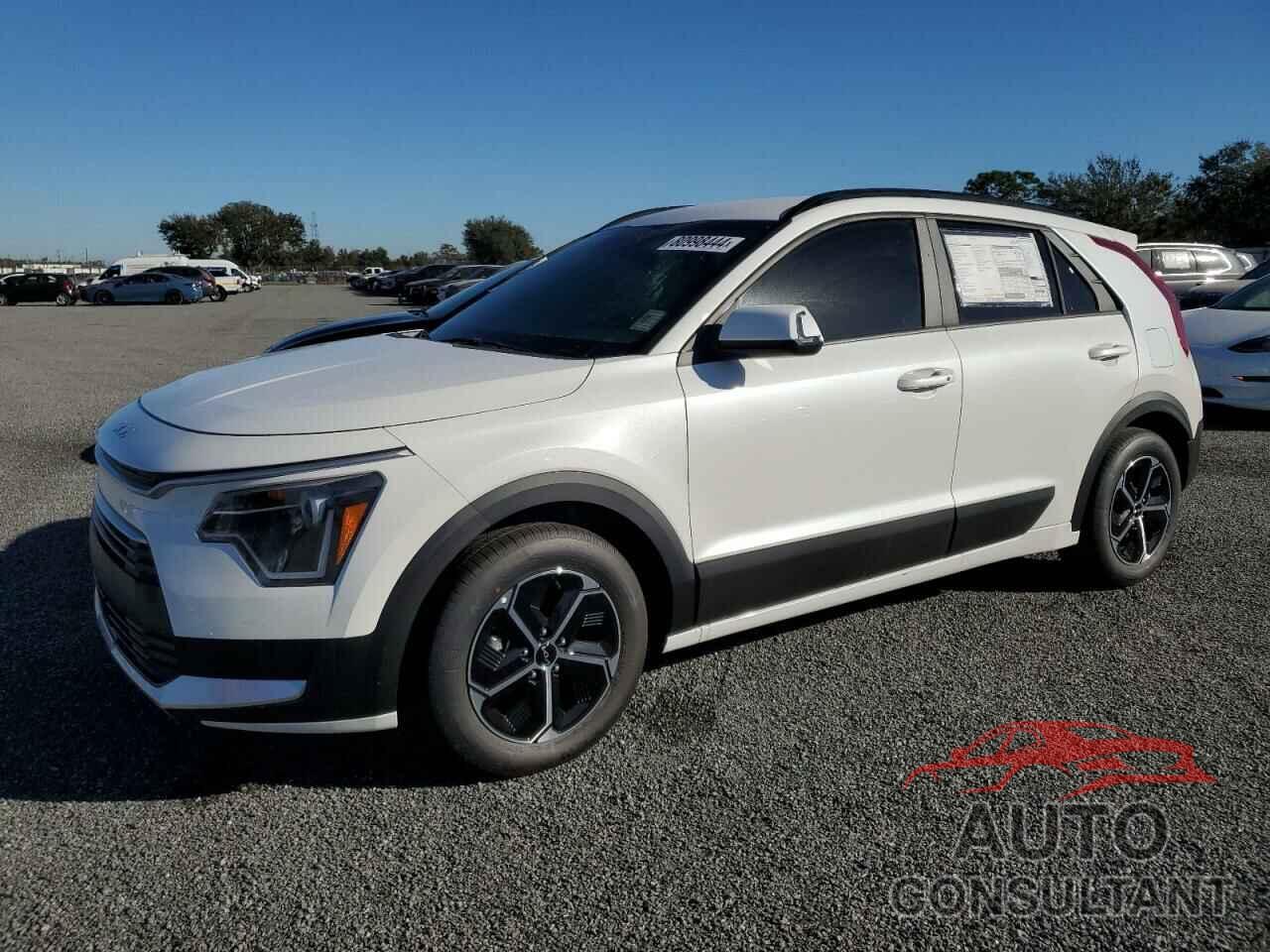 KIA NIRO 2024 - KNDCR3LE0R5204356