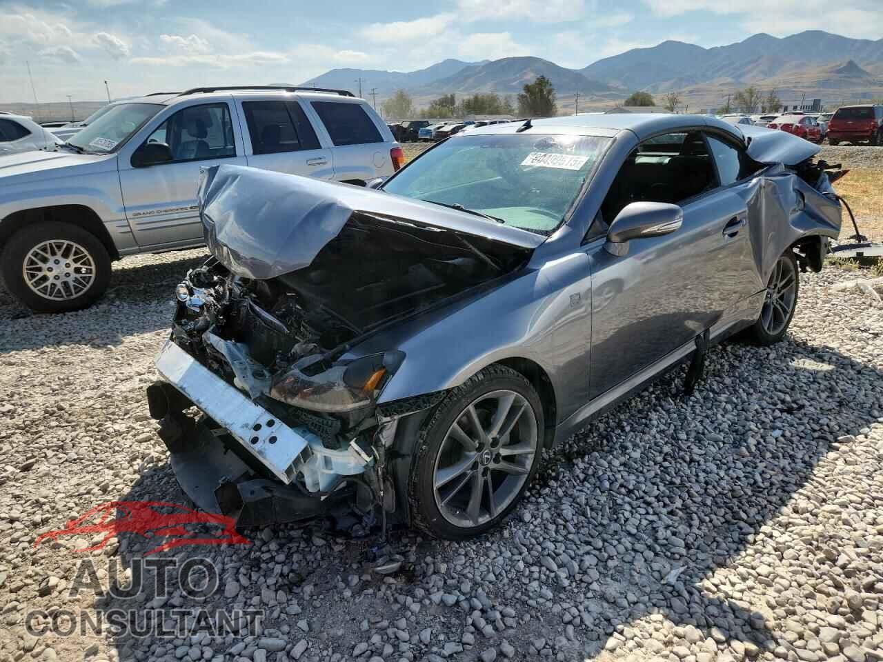 LEXUS IS 2013 - JTHFF2C21D2528074