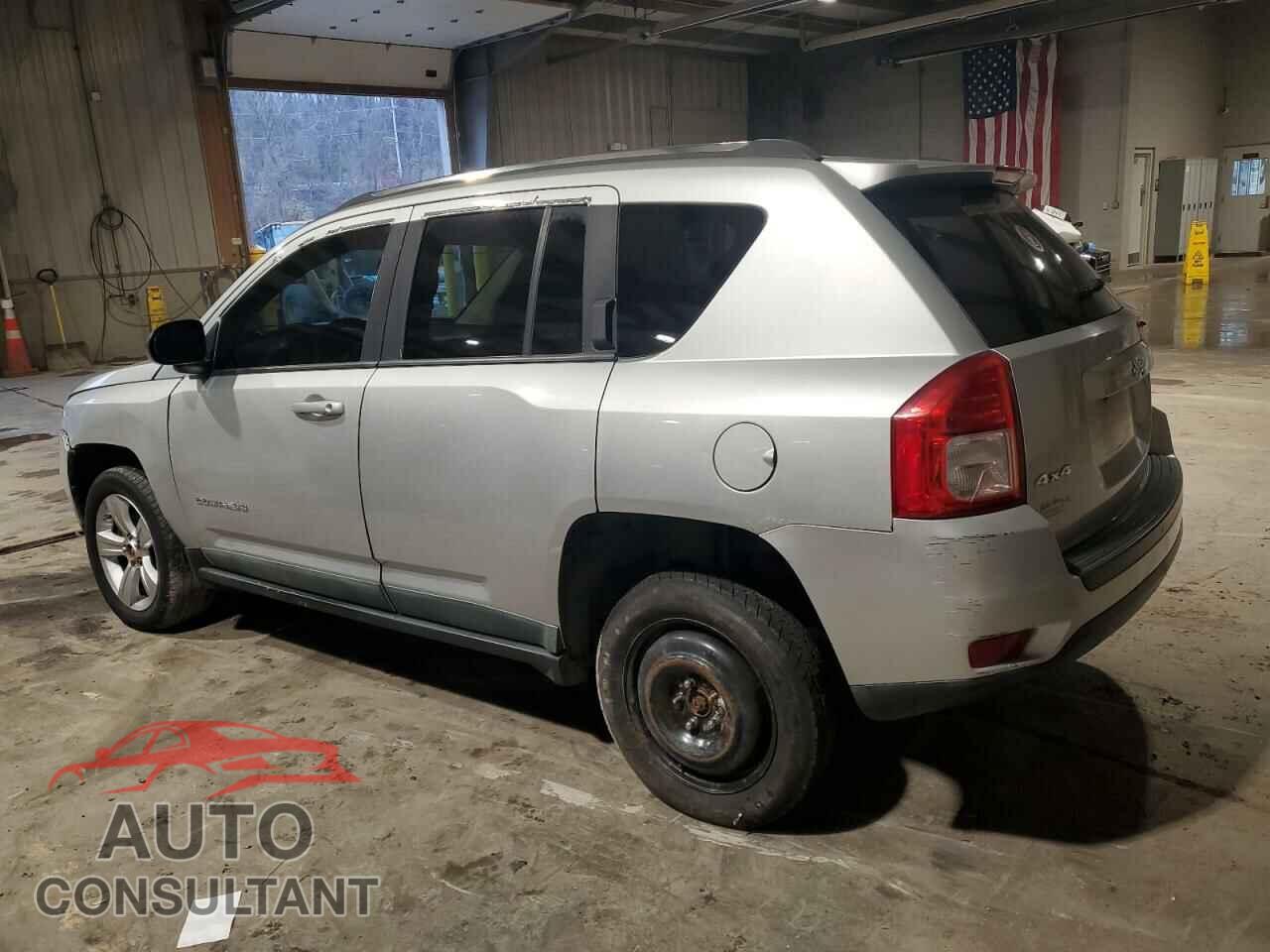 JEEP COMPASS 2011 - 1J4NF1FB9BD280753