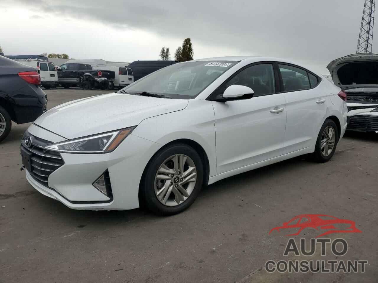 HYUNDAI ELANTRA 2019 - 5NPD84LF8KH423271