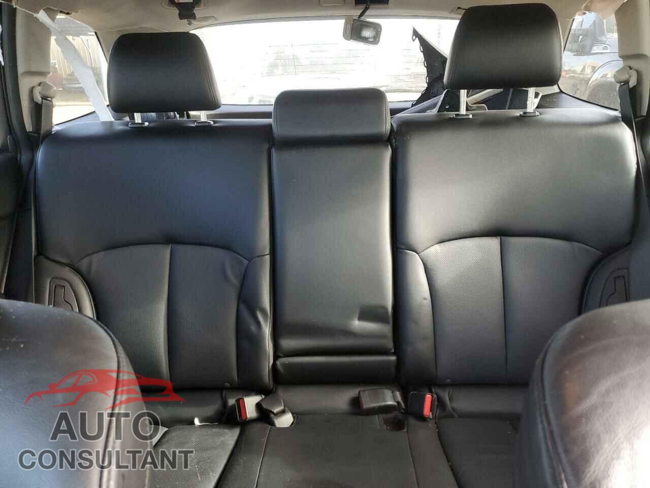 SUBARU OUTBACK 2014 - 4S4BRBLC2E3201724