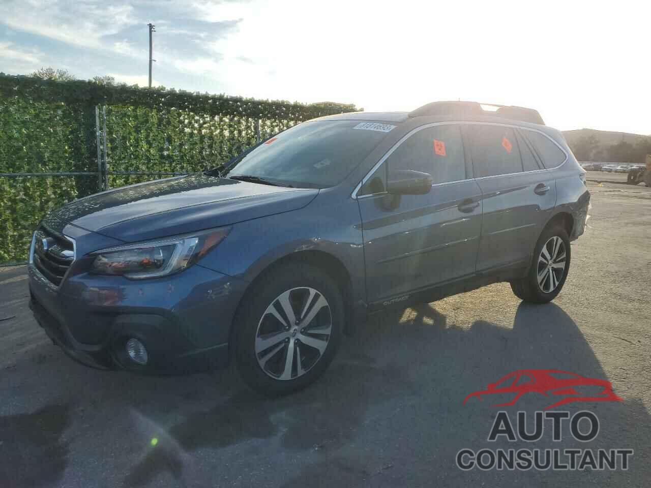SUBARU OUTBACK 2018 - 4S4BSANC0J3330079