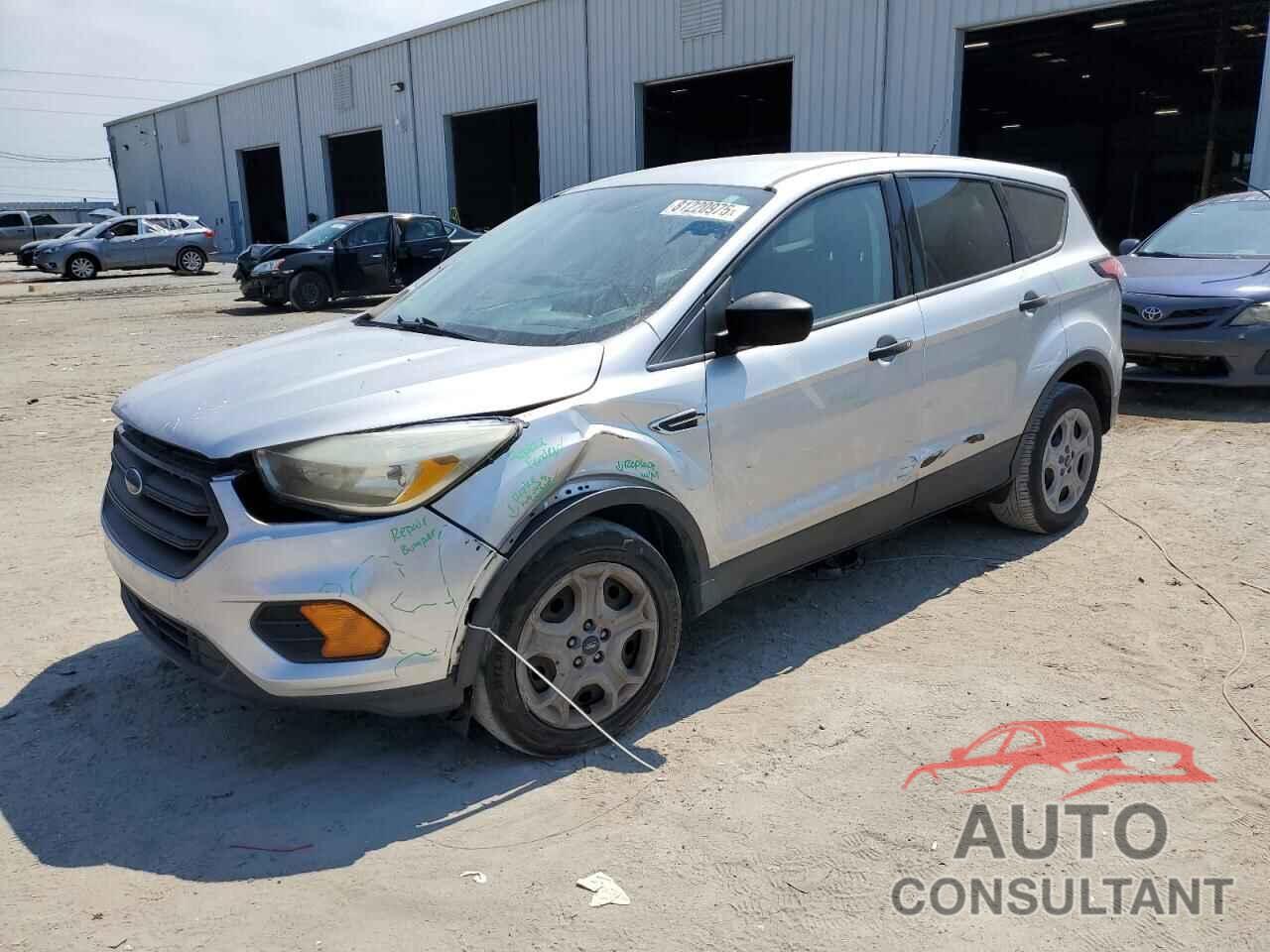 FORD ESCAPE 2017 - 1FMCU0F76HUC31586
