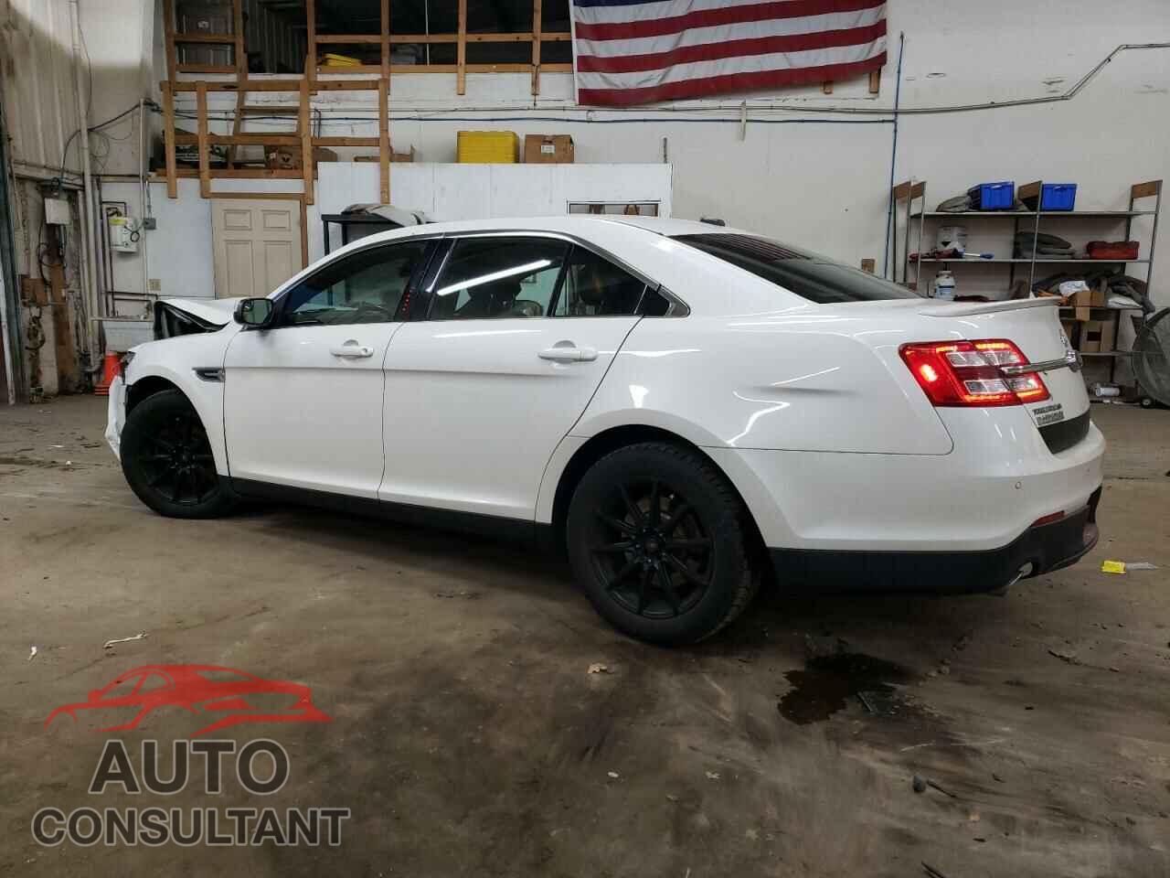 FORD TAURUS 2014 - 1FAHP2E81EG134352