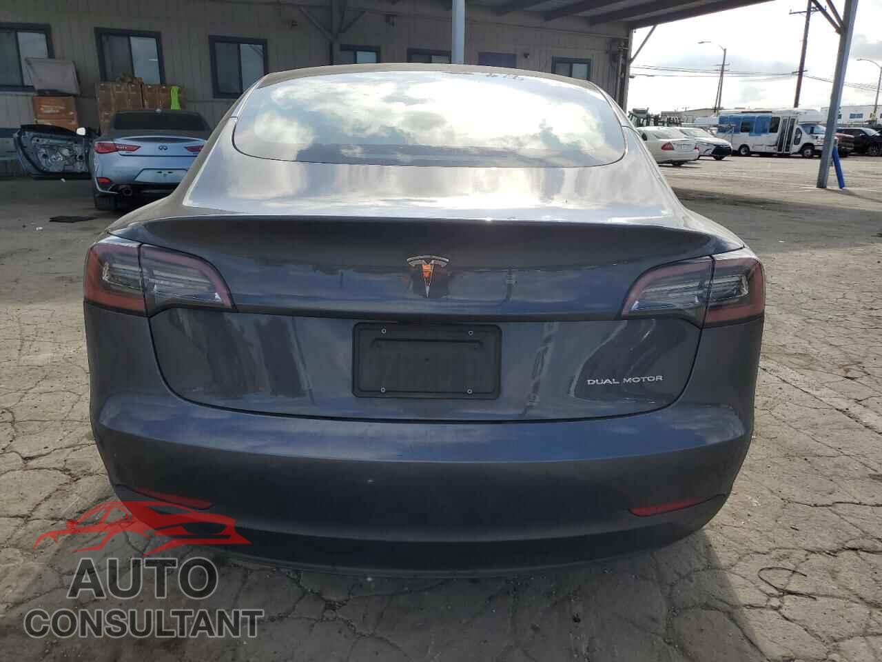 TESLA MODEL 3 2022 - 5YJ3E1EB4NF137868