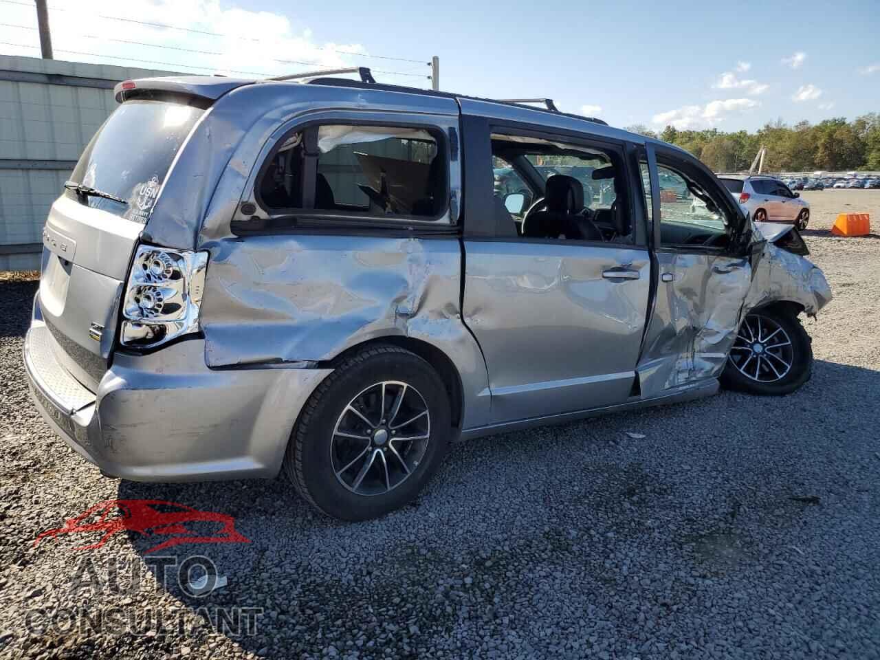 DODGE CARAVAN 2018 - 2C4RDGEG7JR242091