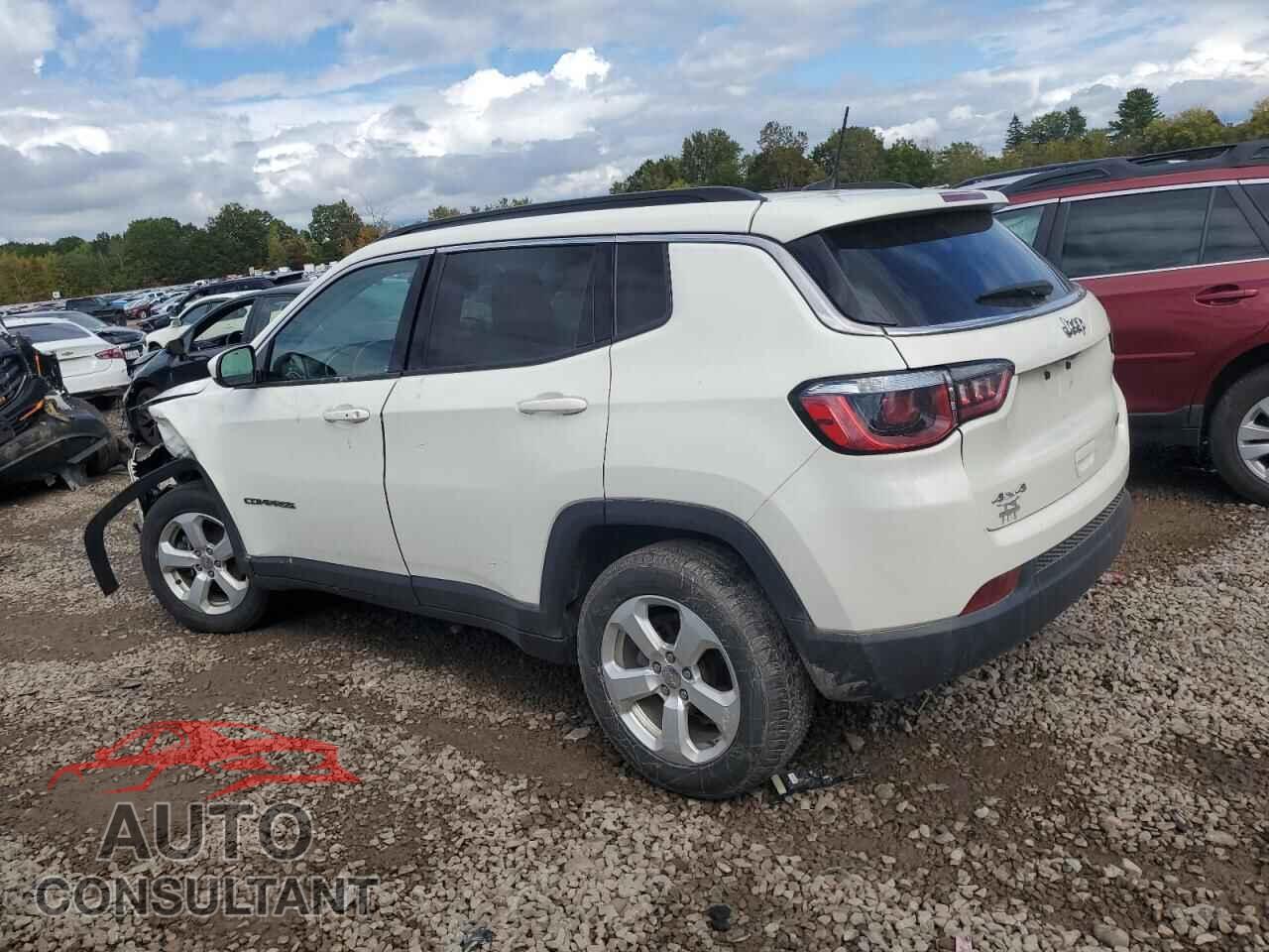 JEEP COMPASS 2019 - 3C4NJDBB7KT661104
