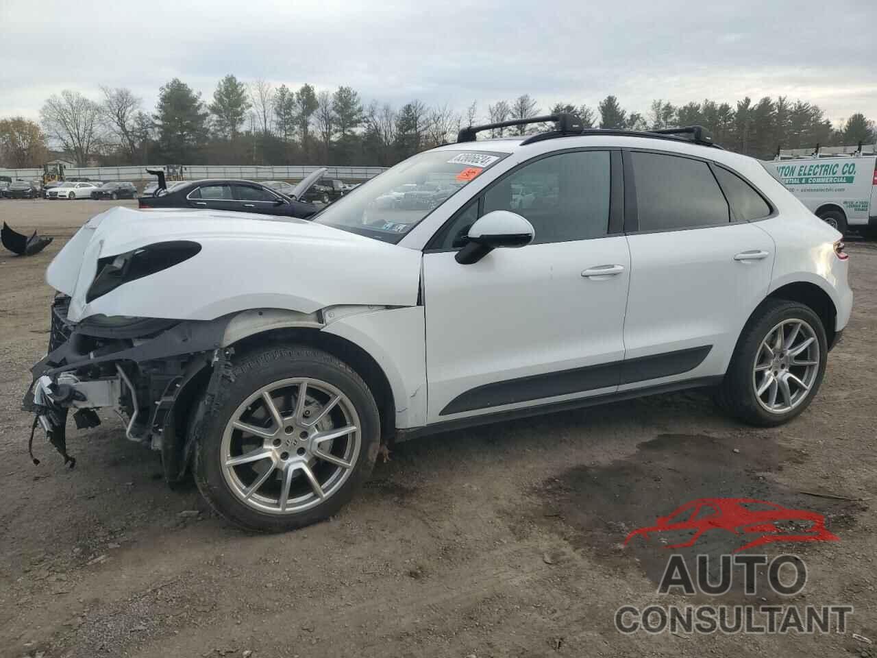 PORSCHE MACAN 2016 - WP1AB2A58GLB41572