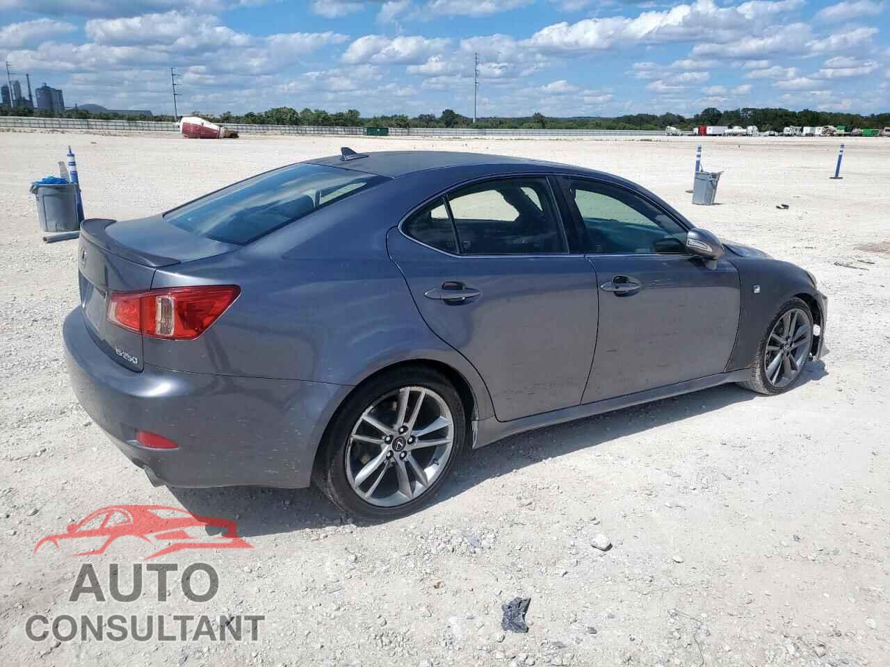 LEXUS IS 2012 - JTHBF5C20C2102973