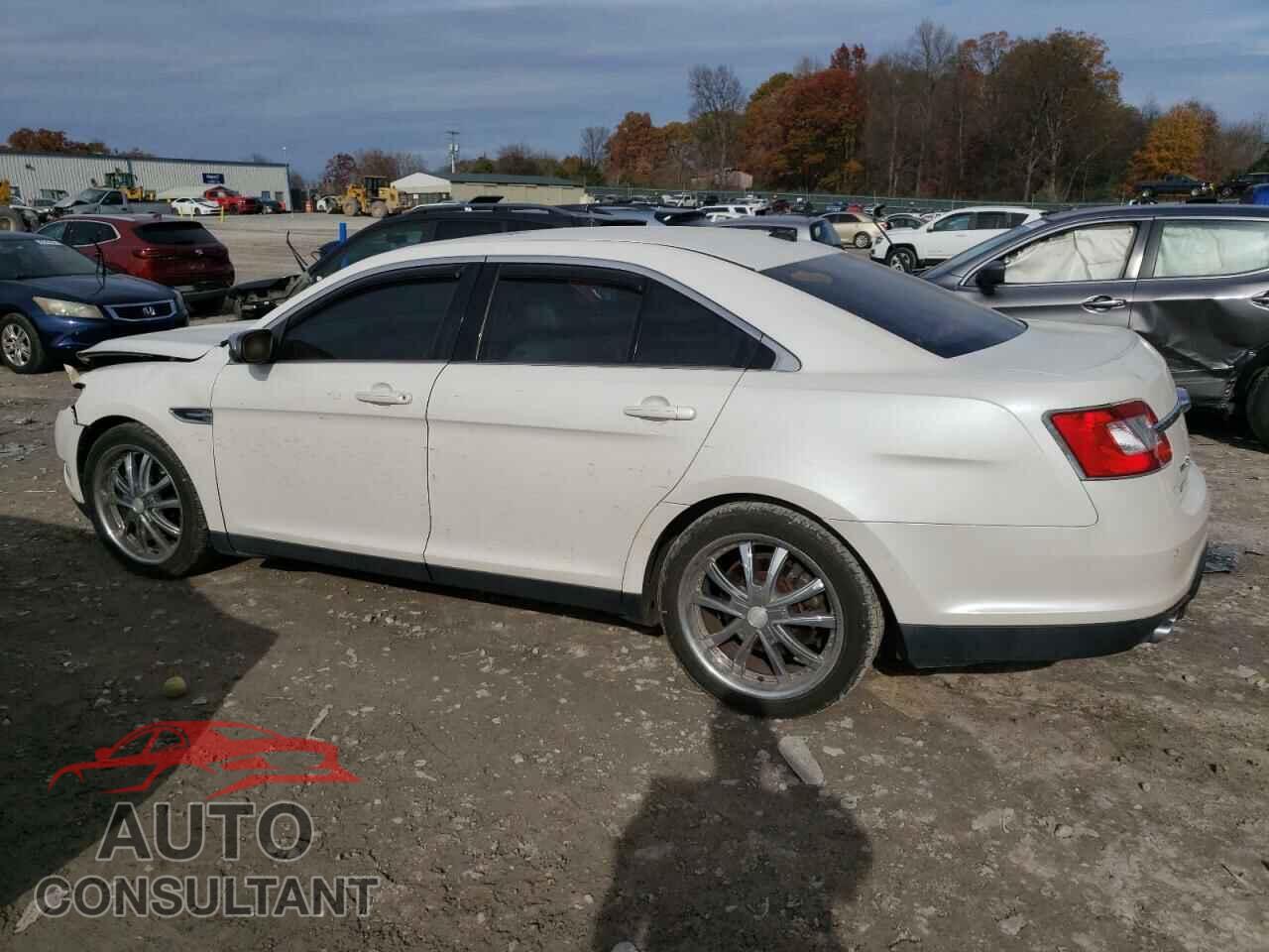 FORD TAURUS 2012 - 1FAHP2FW1CG113835