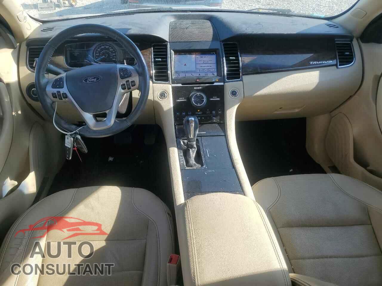 FORD TAURUS 2019 - 1FAHP2F80KG111123