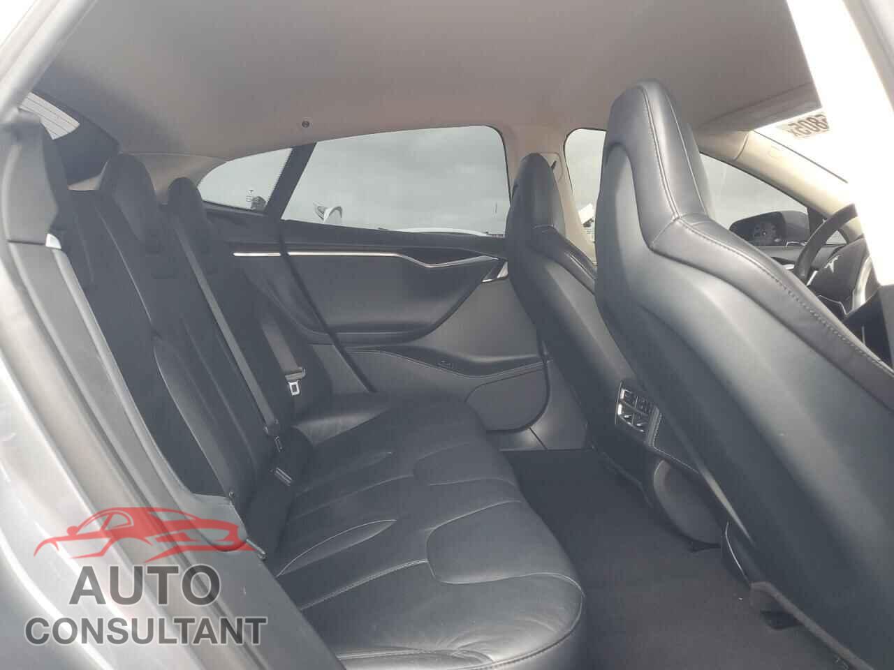 TESLA MODEL S 2013 - 5YJSA1DN1DFP25857