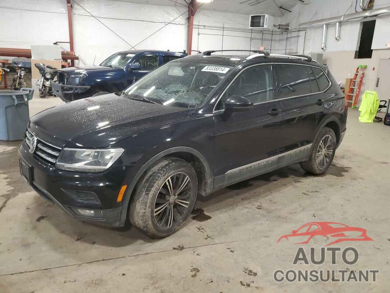 VOLKSWAGEN TIGUAN 2018 - 3VV2B7AX1JM062742