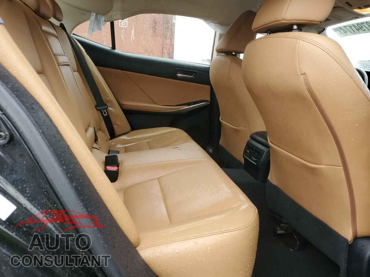 LEXUS IS 2017 - JTHBA1D28H5061634