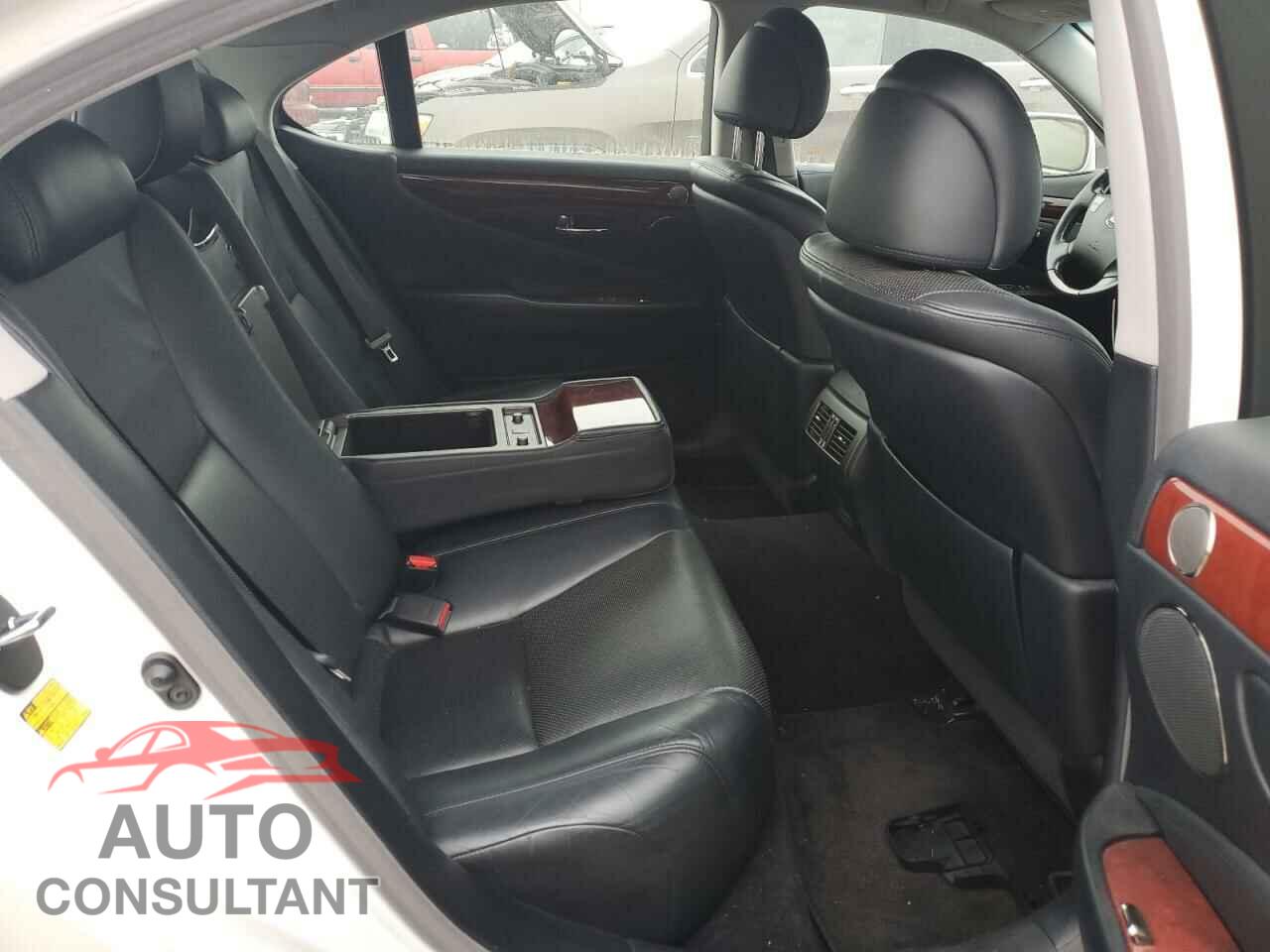 LEXUS LS460 2011 - JTHCL5EF2B5010631