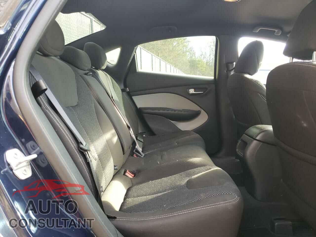 DODGE DART 2015 - 1C3CDFBB6FD422377