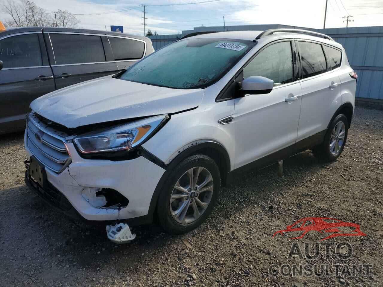 FORD ESCAPE 2018 - 1FMCU0GD7JUC17481