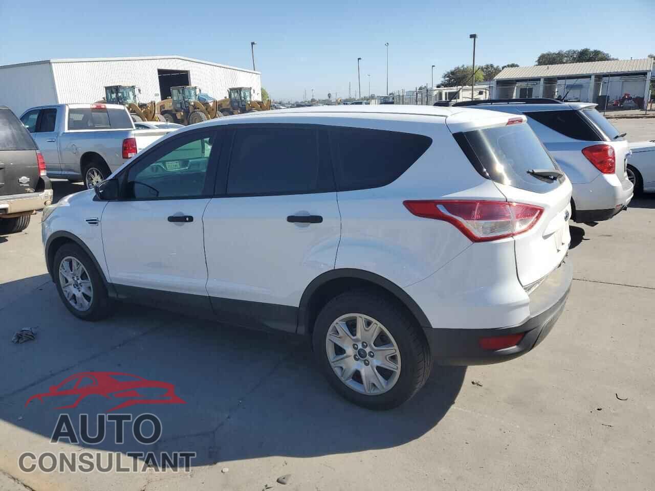 FORD ESCAPE 2015 - 1FMCU0F72FUC64260