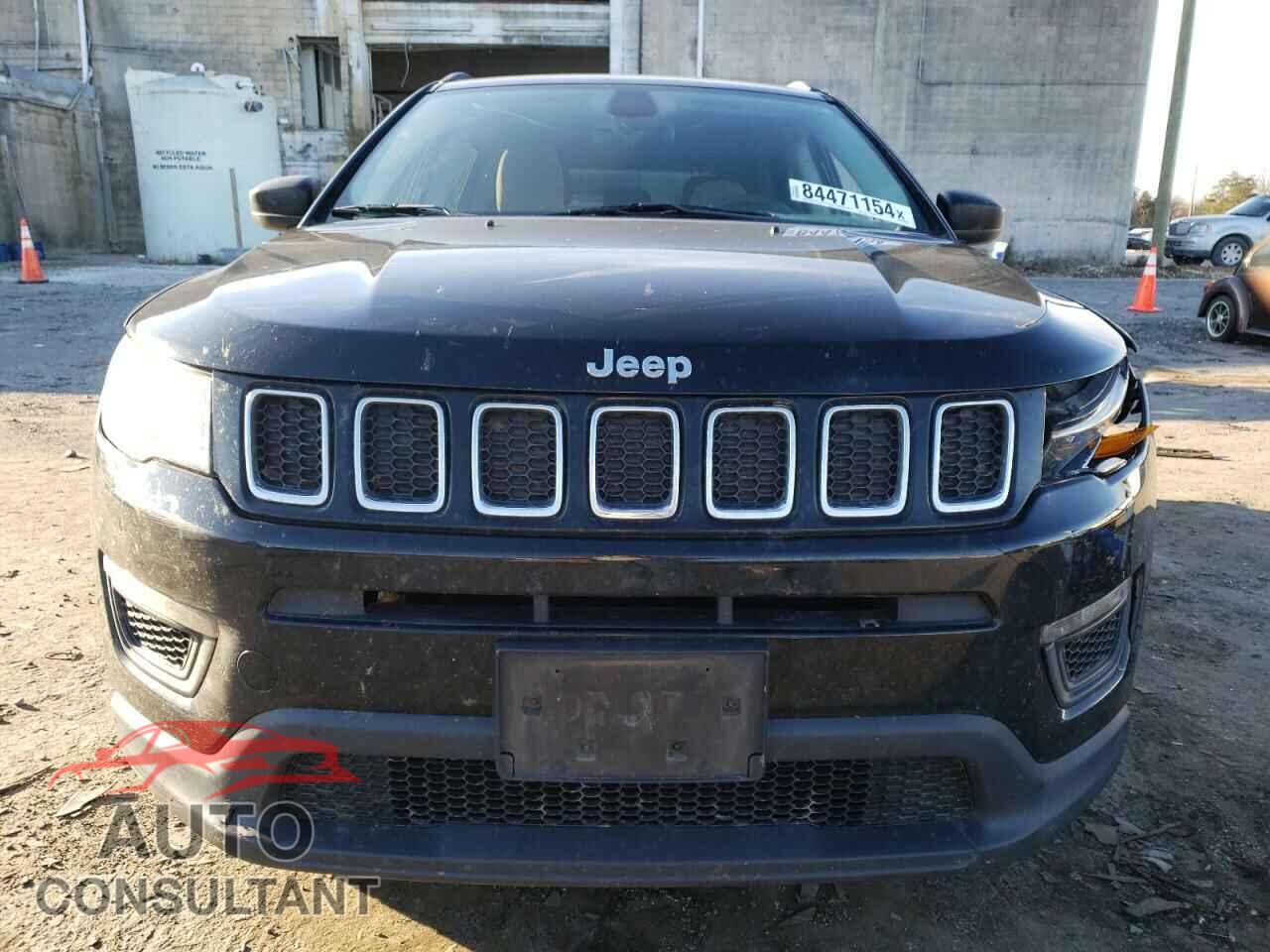 JEEP COMPASS 2018 - 3C4NJDAB4JT179142