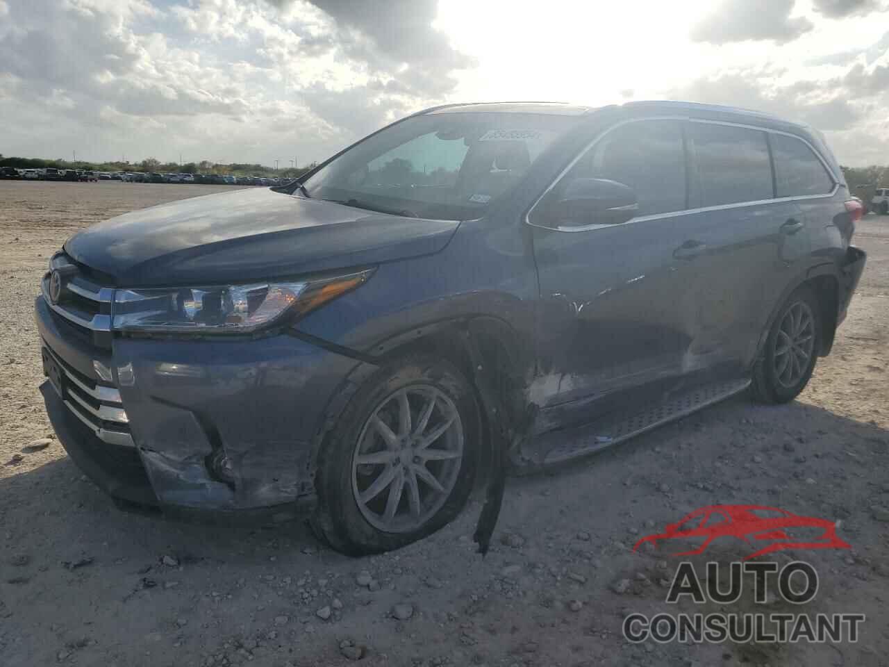 TOYOTA HIGHLANDER 2019 - 5TDYZRFH4KS328824