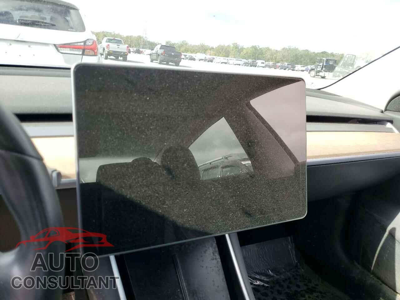 TESLA MODEL 3 2019 - 5YJ3E1EA9KF337597
