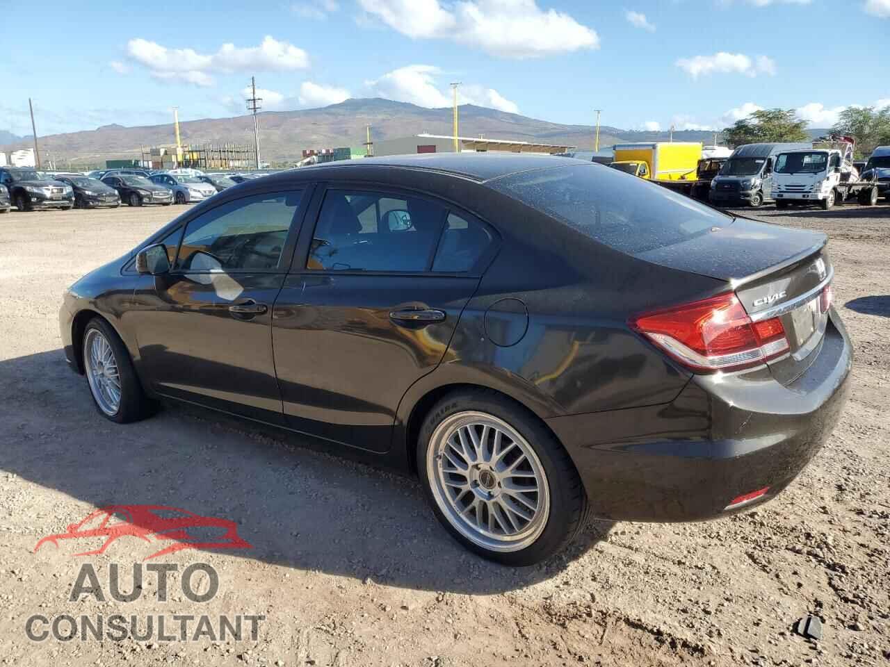 HONDA CIVIC 2013 - 2HGFB2F57DH552360