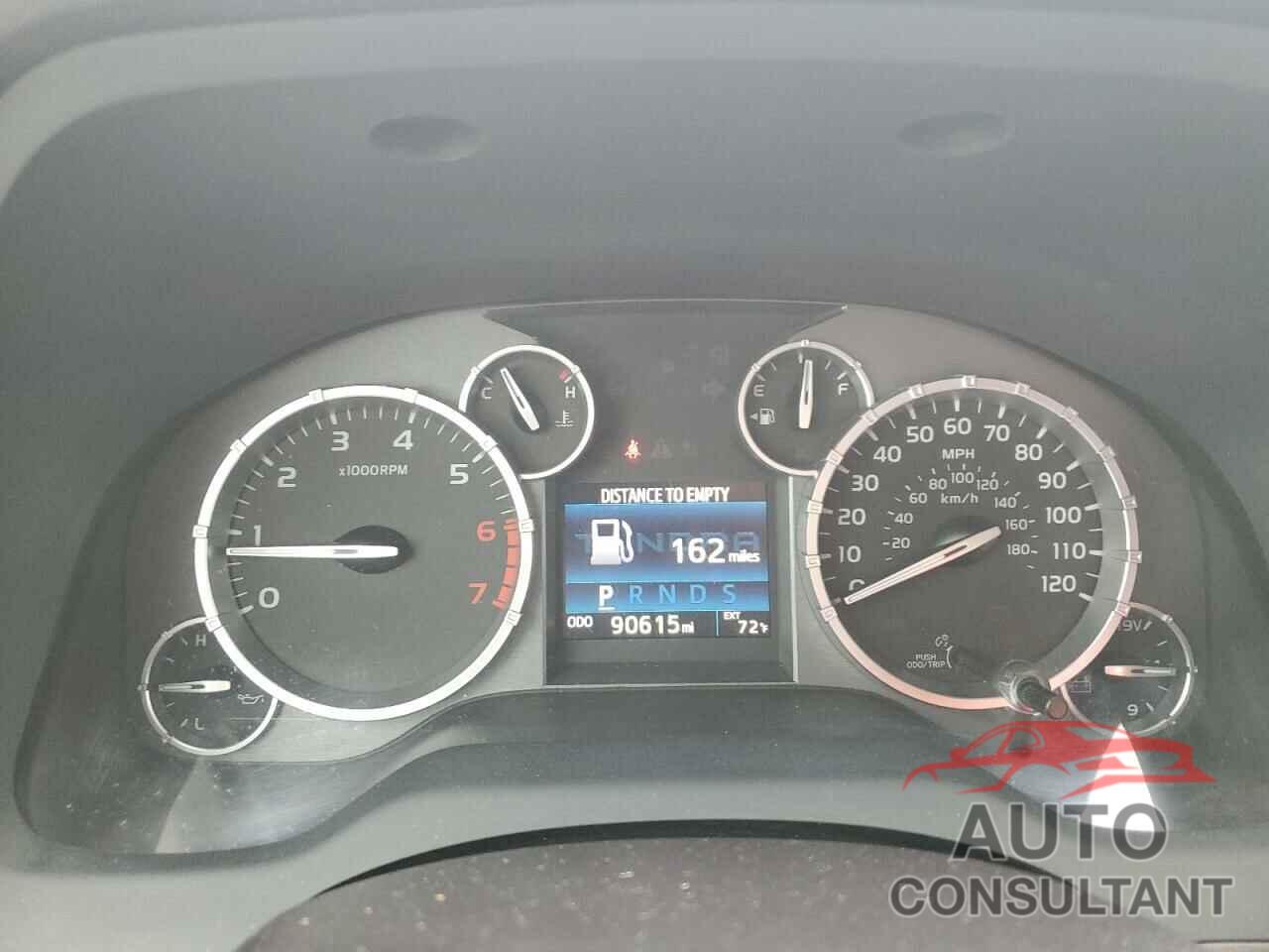 TOYOTA TUNDRA 2017 - 5TFEM5F10HX121539
