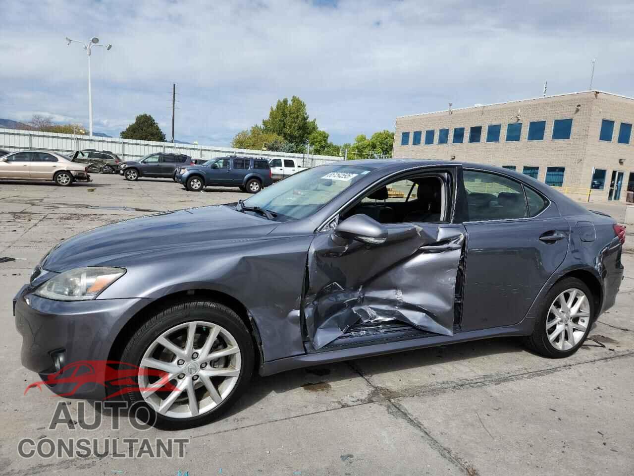 LEXUS IS 2012 - JTHCF5C26C5056178