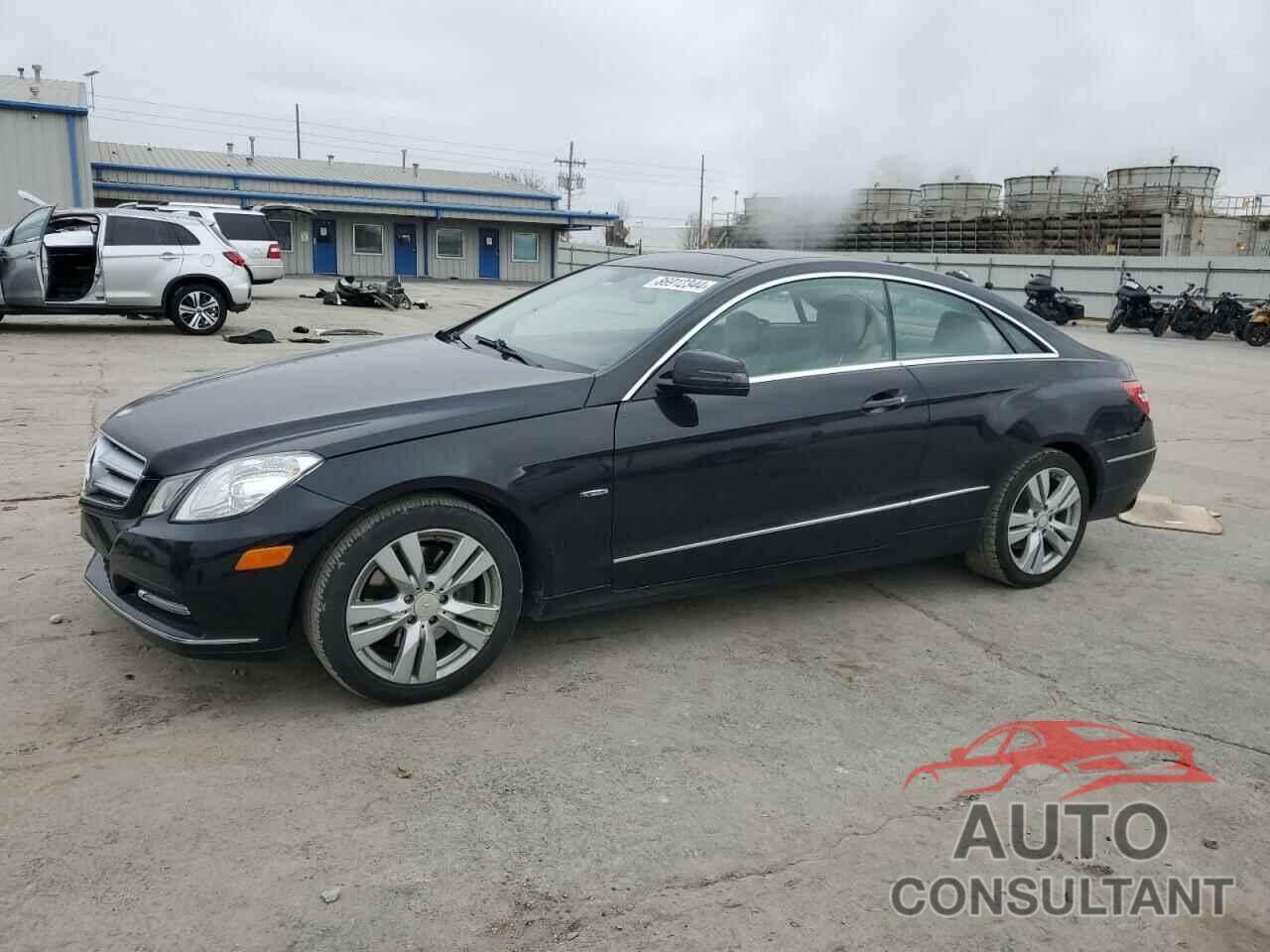 MERCEDES-BENZ E-CLASS 2012 - WDDKJ5KB2CF133013